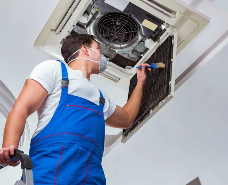 Instalación multi-split terminada por Clima y Luz en una vivienda de Cubelles